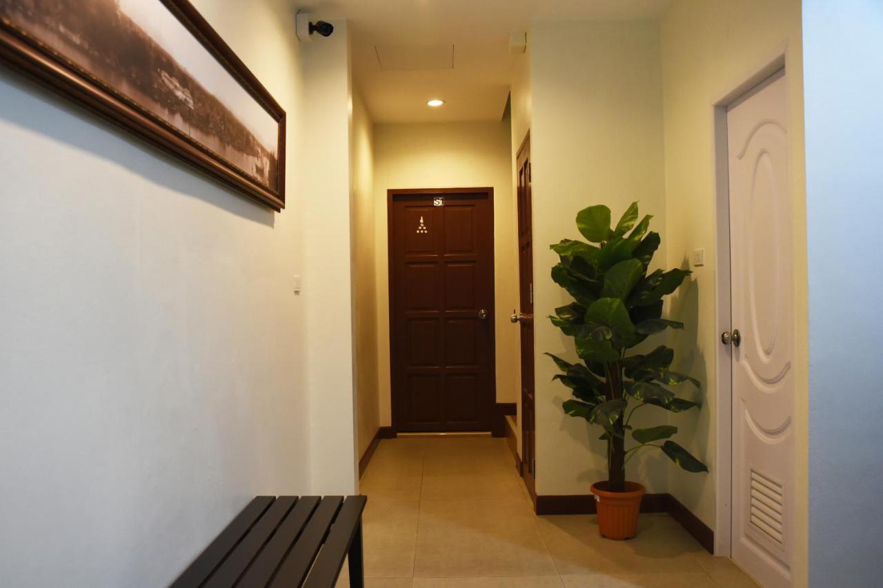 Chaiwat Guesthouse Bangkok Exteriör bild