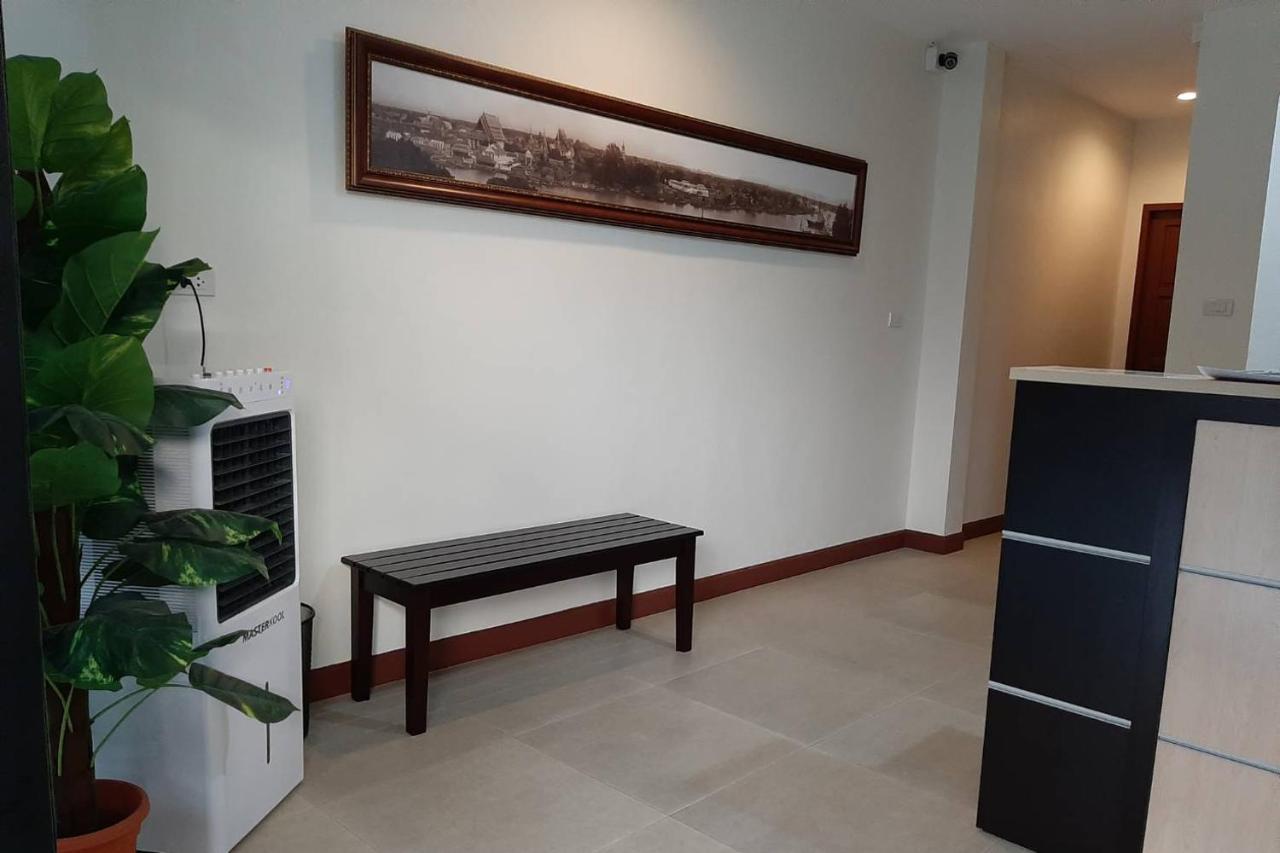Chaiwat Guesthouse Bangkok Exteriör bild